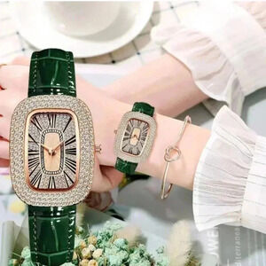 Ladies Bright Small Rhinestone Vintage Roman Numerals Classic Quartz W.proof wat